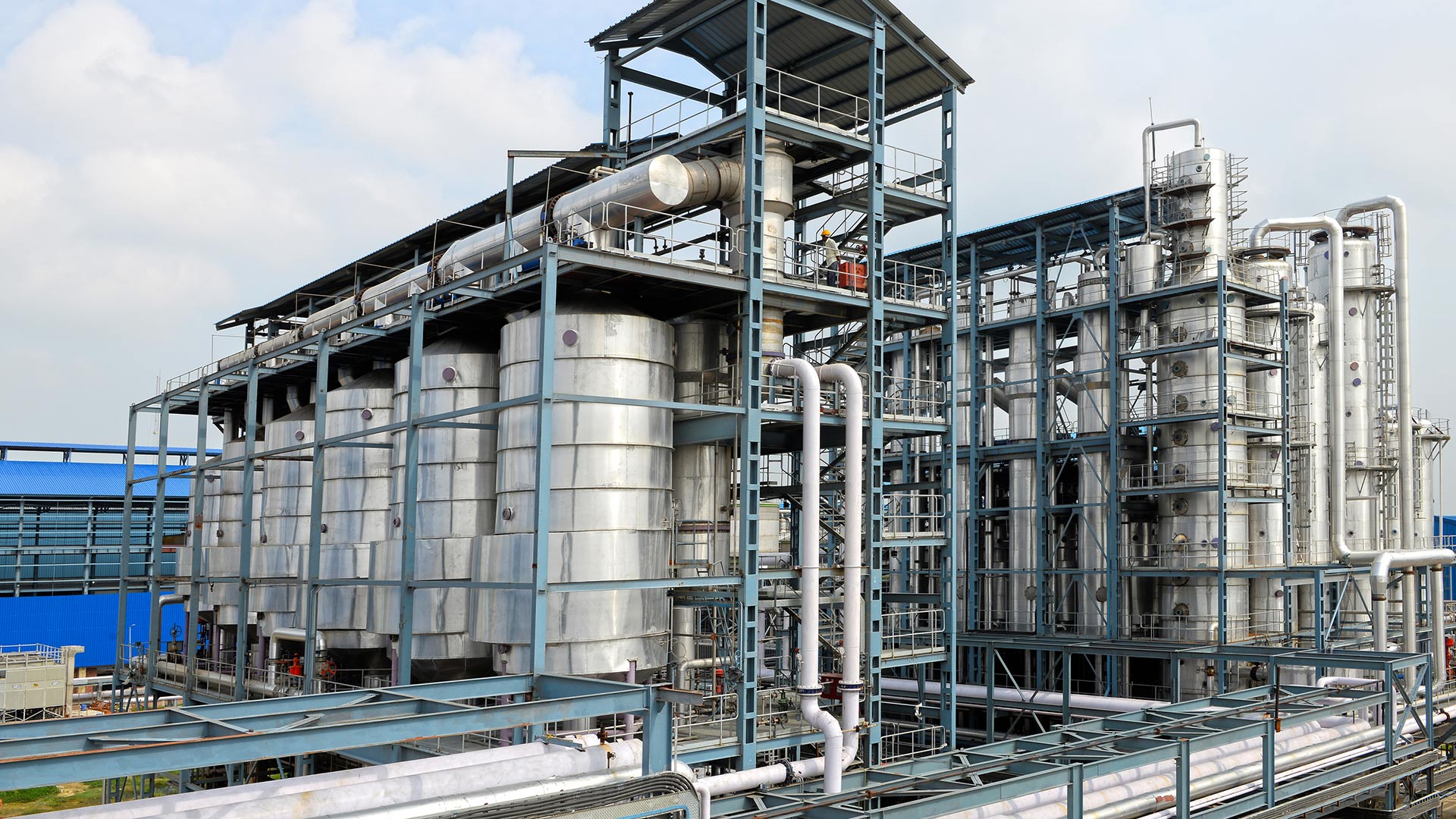 Fertiliser plant turbomachinery services including reactor pump maintenance, granulator fan repair, and dryer equipment servicing